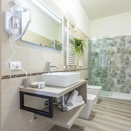 Cornelia Elegance House *