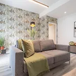 Cornelia Elegance House *