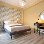 Cornelia Elegance House *