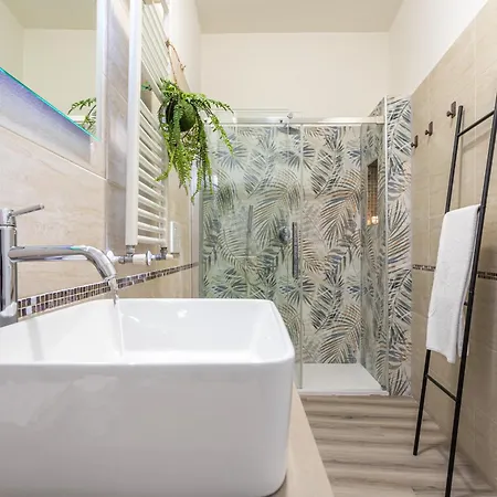 Cornelia Elegance House Appartement *